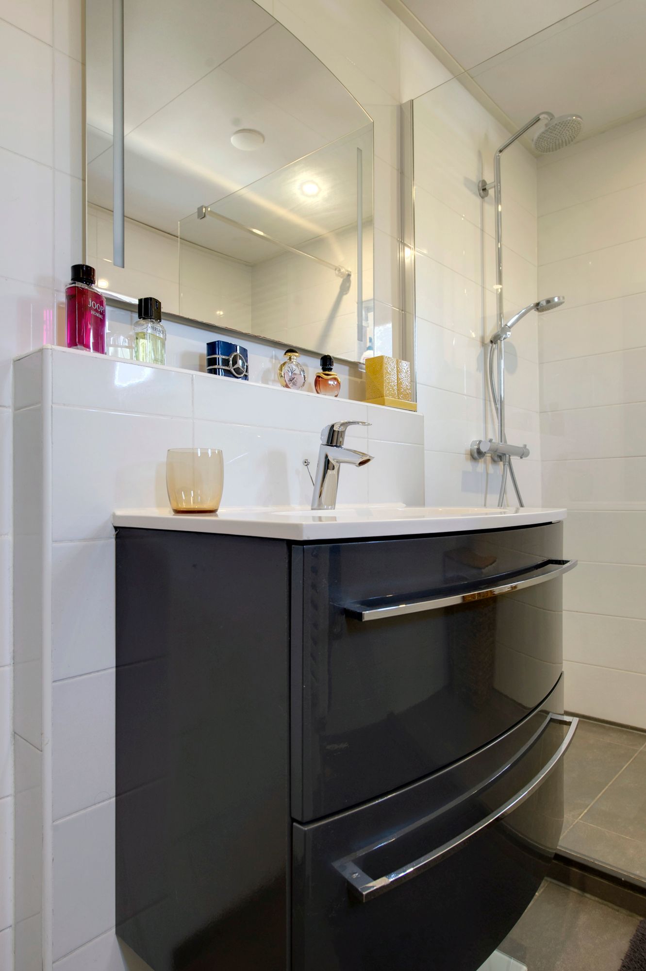 Foto 30 van Burg v Roijenstr West 30