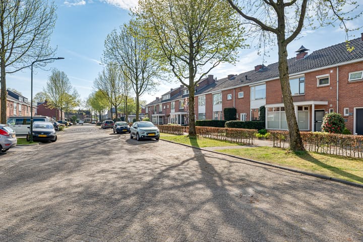 Foto 31 van Graaf Arnulfstraat 23