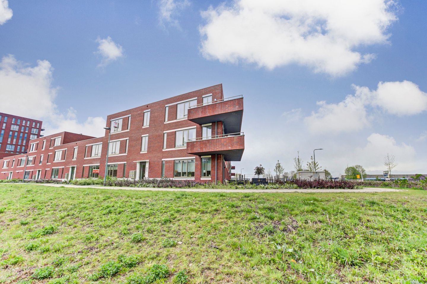 Photo 10 of Koning Willem-Alexanderplein 127