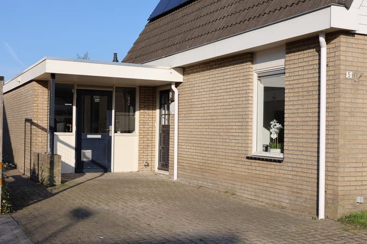 Foto 3 van Willem Santemastrjitte 5