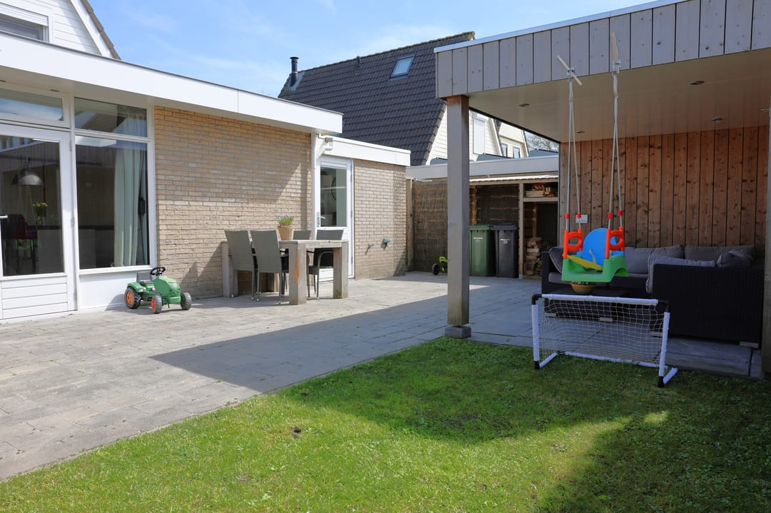 Foto 8 van Willem Santemastrjitte 5