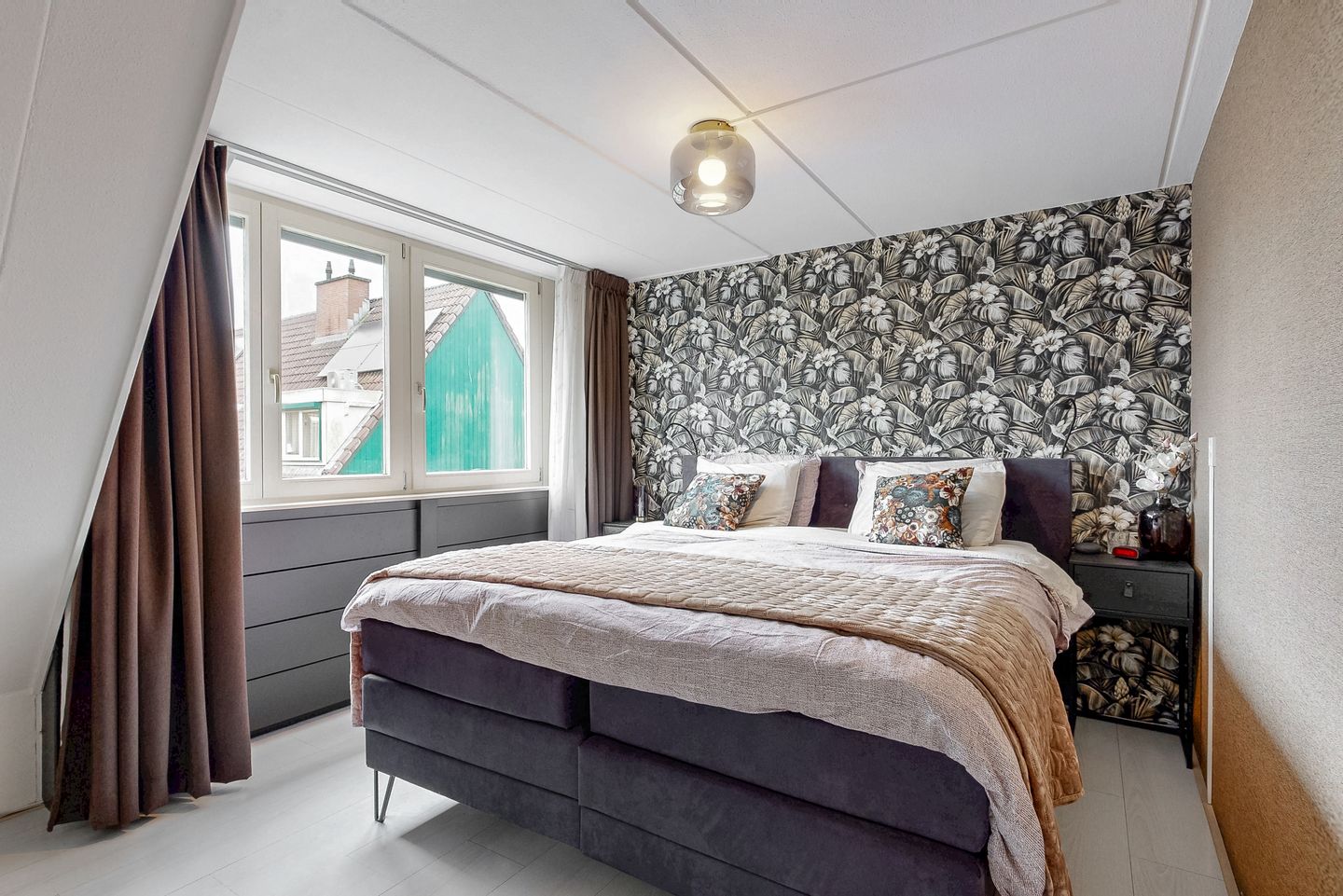 Foto 19 van Weegbree 79