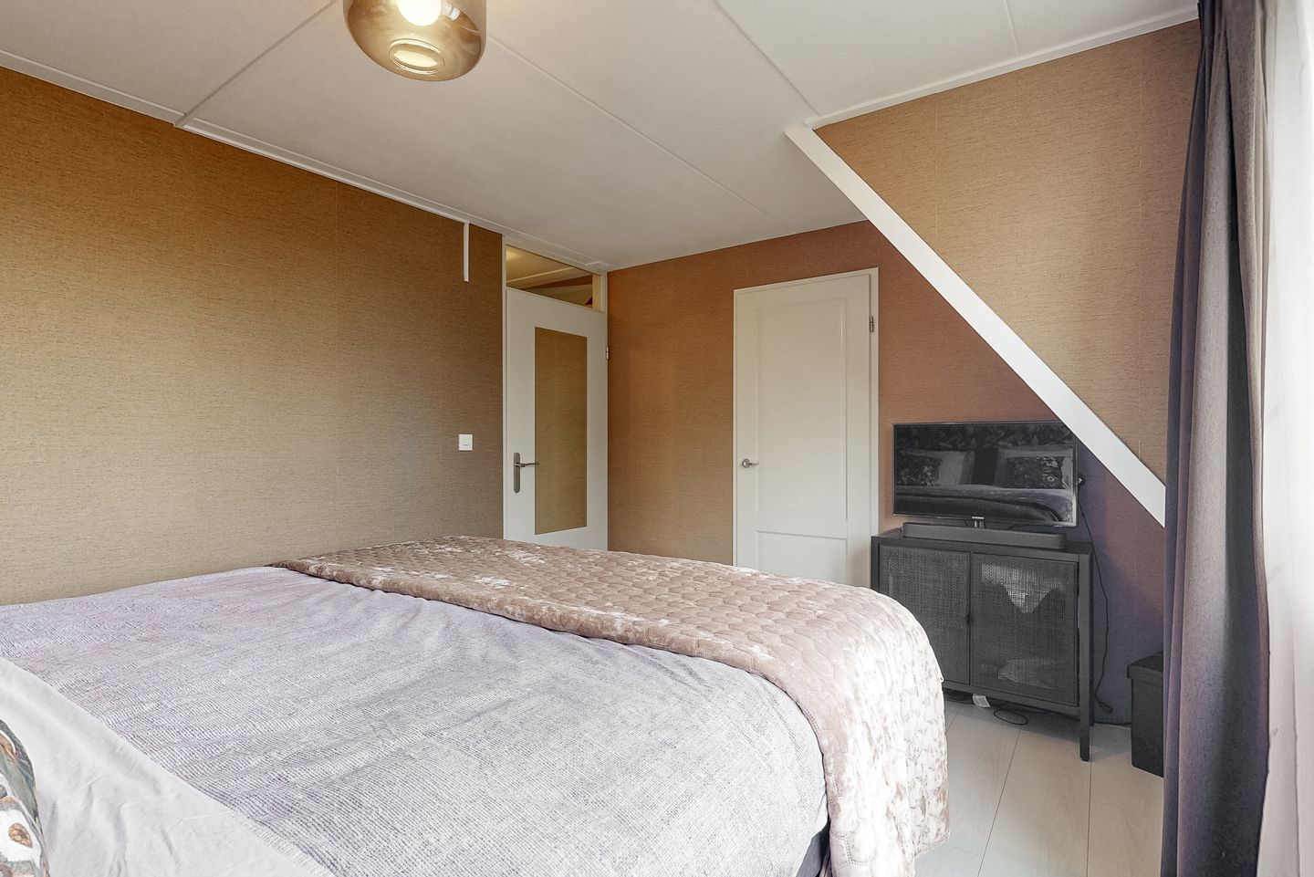 Foto 20 van Weegbree 79