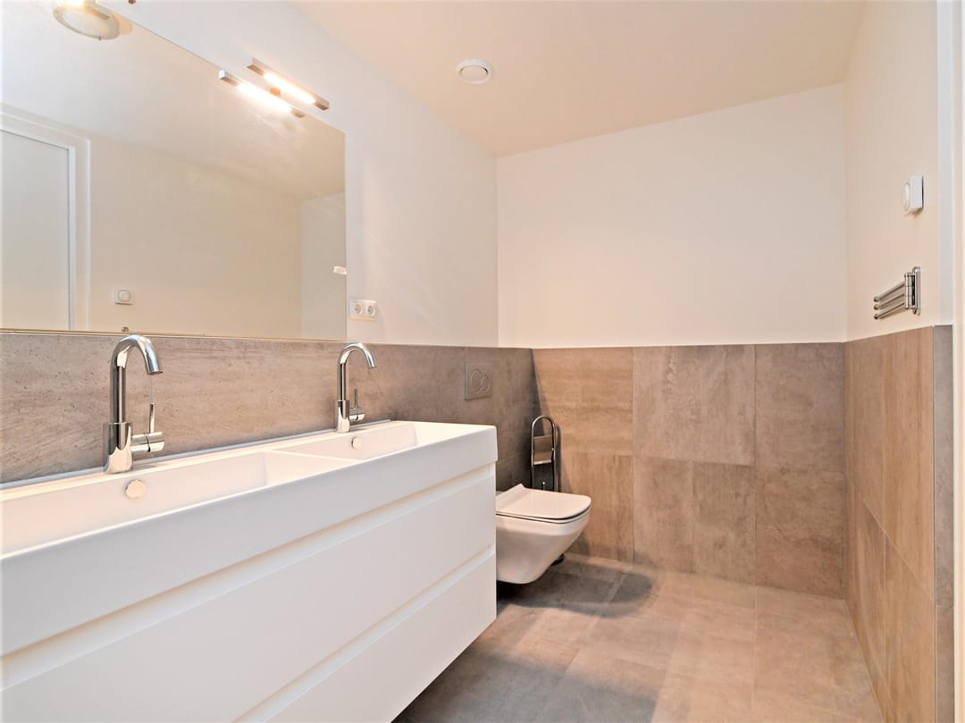 Foto 17 van Hondecoeterstraat 12-D