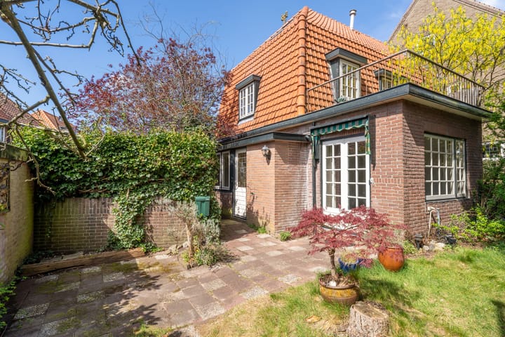 Foto 1 van Staringlaan 28-B