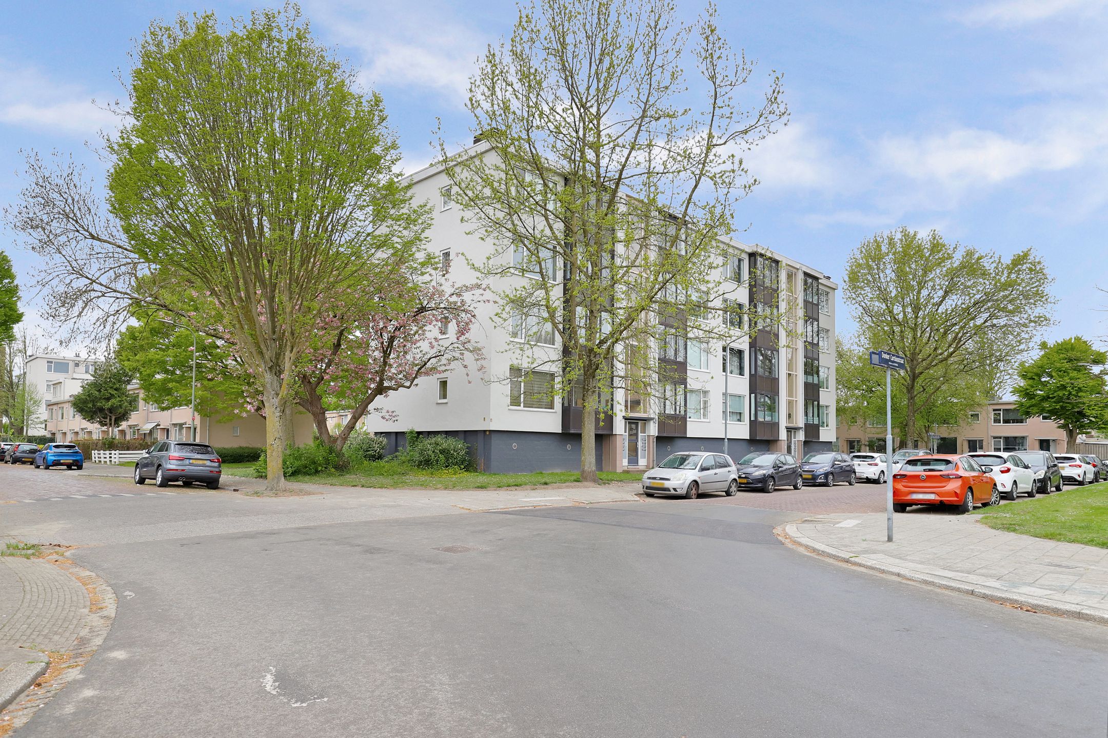 Foto 30 van Donker Curtiusstraat 29