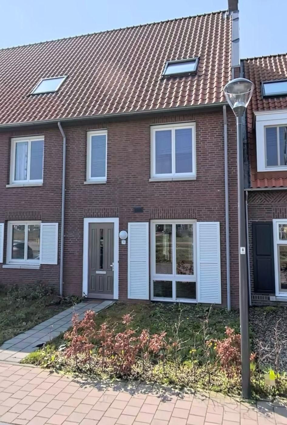 Foto 1 van Schrijvershoeve 50