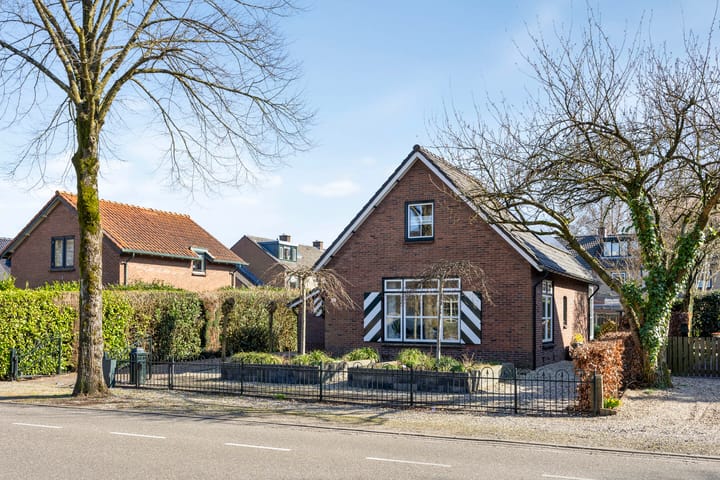 Foto 4 van Hoenderloseweg 43