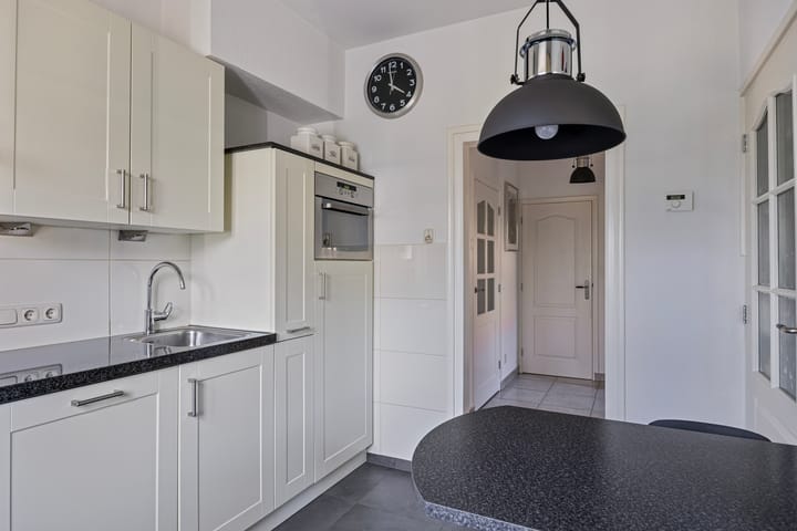 Photo 13 of Hoenderloseweg 43