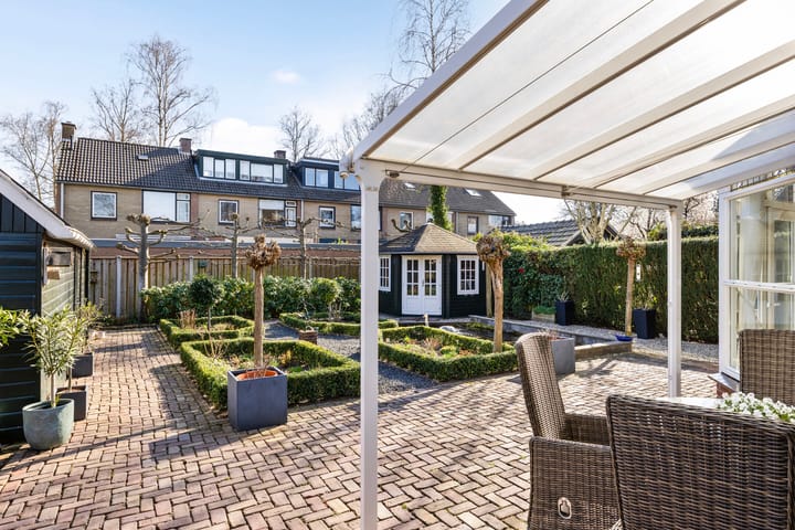 Photo 18 of Hoenderloseweg 43