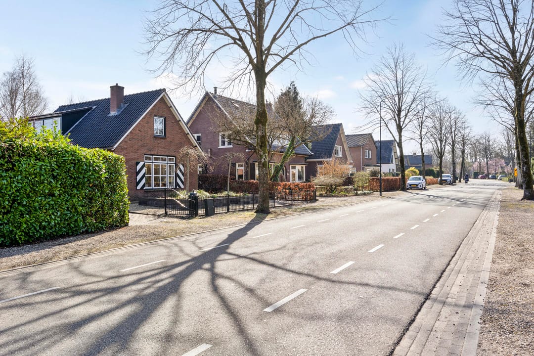 Foto 31 van Hoenderloseweg 43