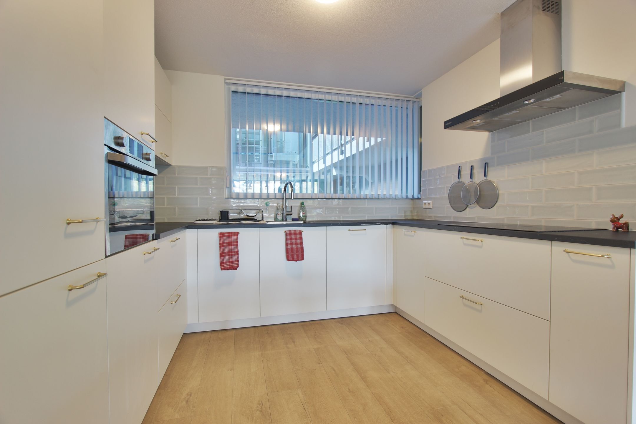 Foto 9 van Johannes Calvijnlaan 77