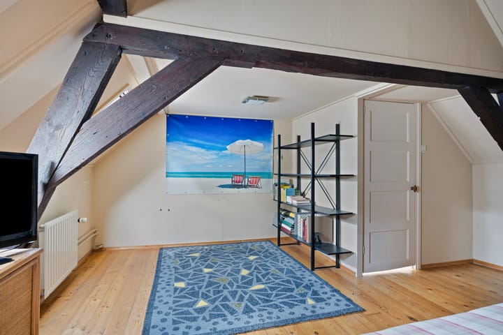 Foto 20 van Dorpsplein 20