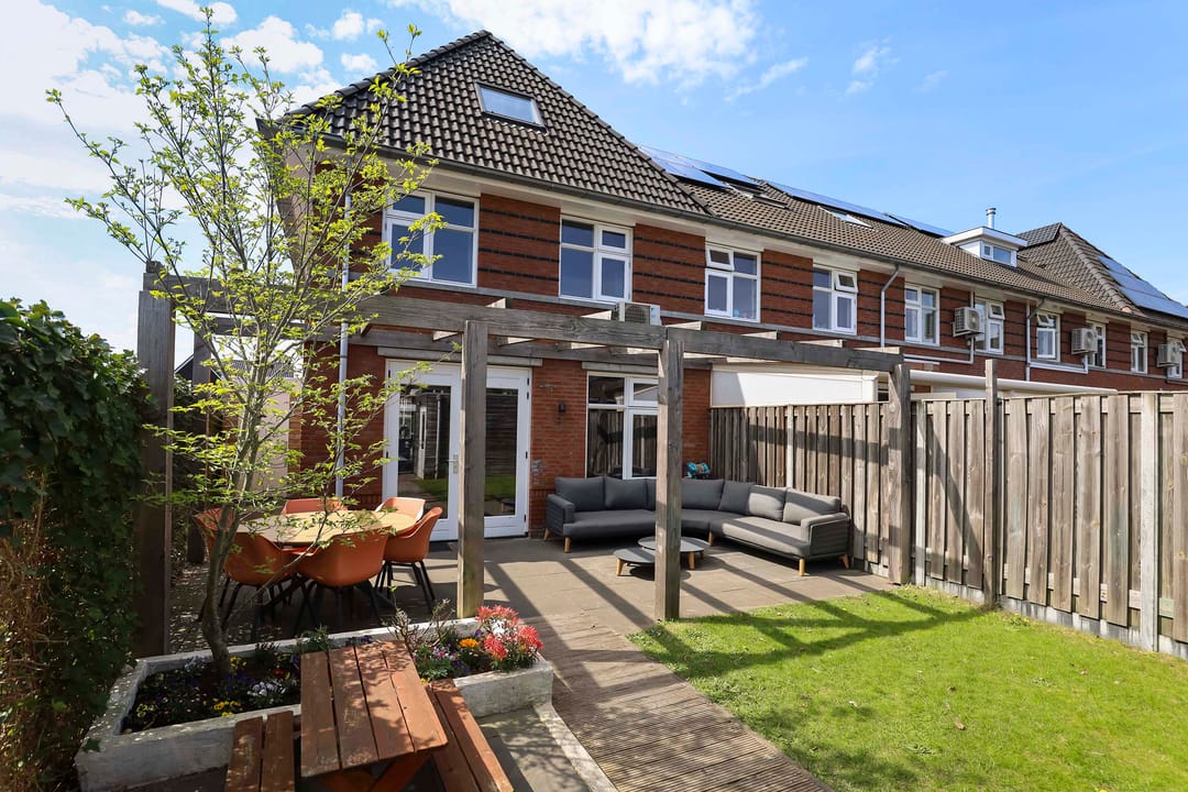 Foto 13 van Vliegenzwam 82