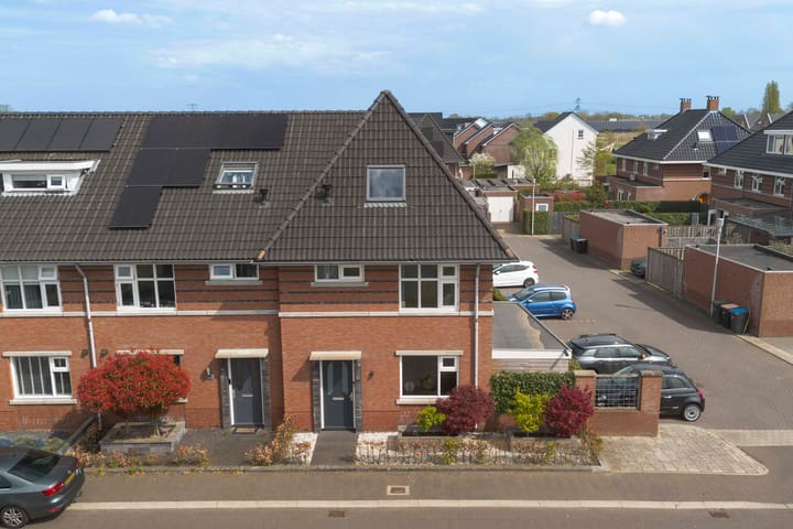 Photo 33 of Vliegenzwam 82