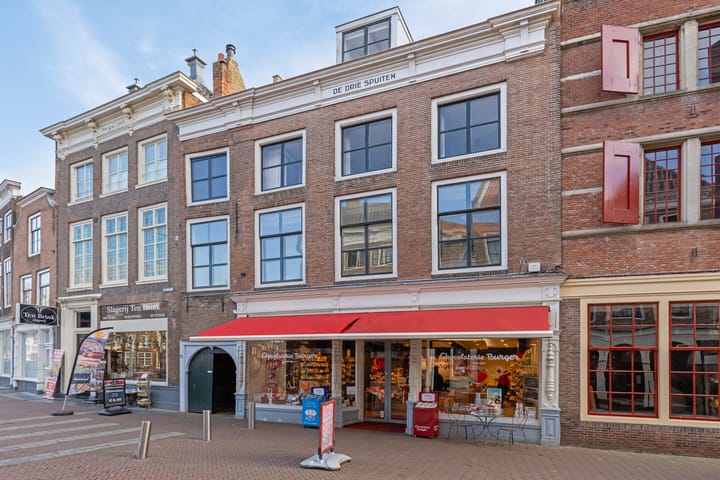 Korte Delft 12