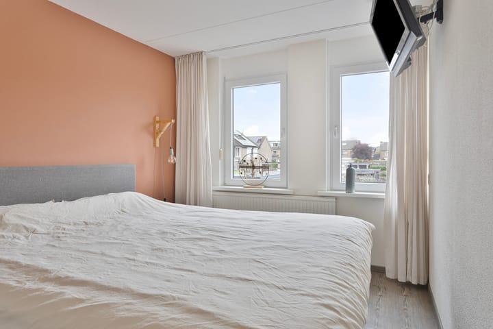 Foto 17 van Anemonenstraat 3