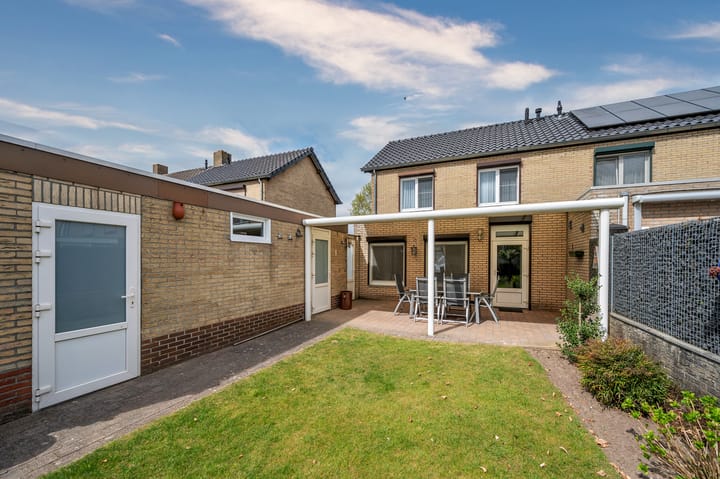 Foto 23 van Robijnstraat 32