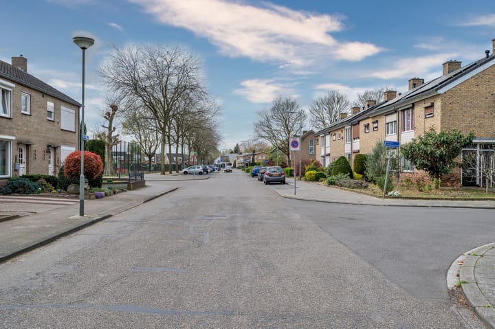 Foto 24 van Robijnstraat 32