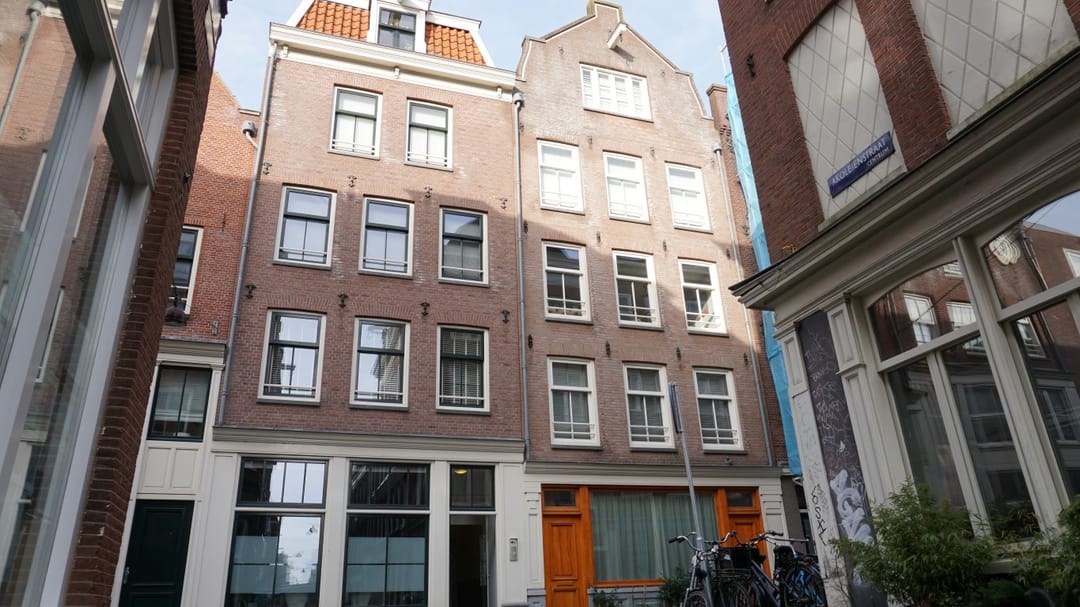 Photo 1 of Bloemstraat 164-E