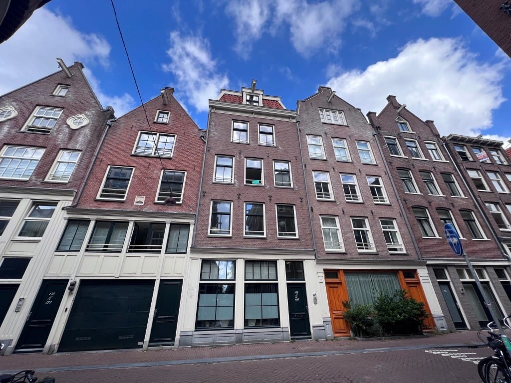 Photo 20 of Bloemstraat 164-E