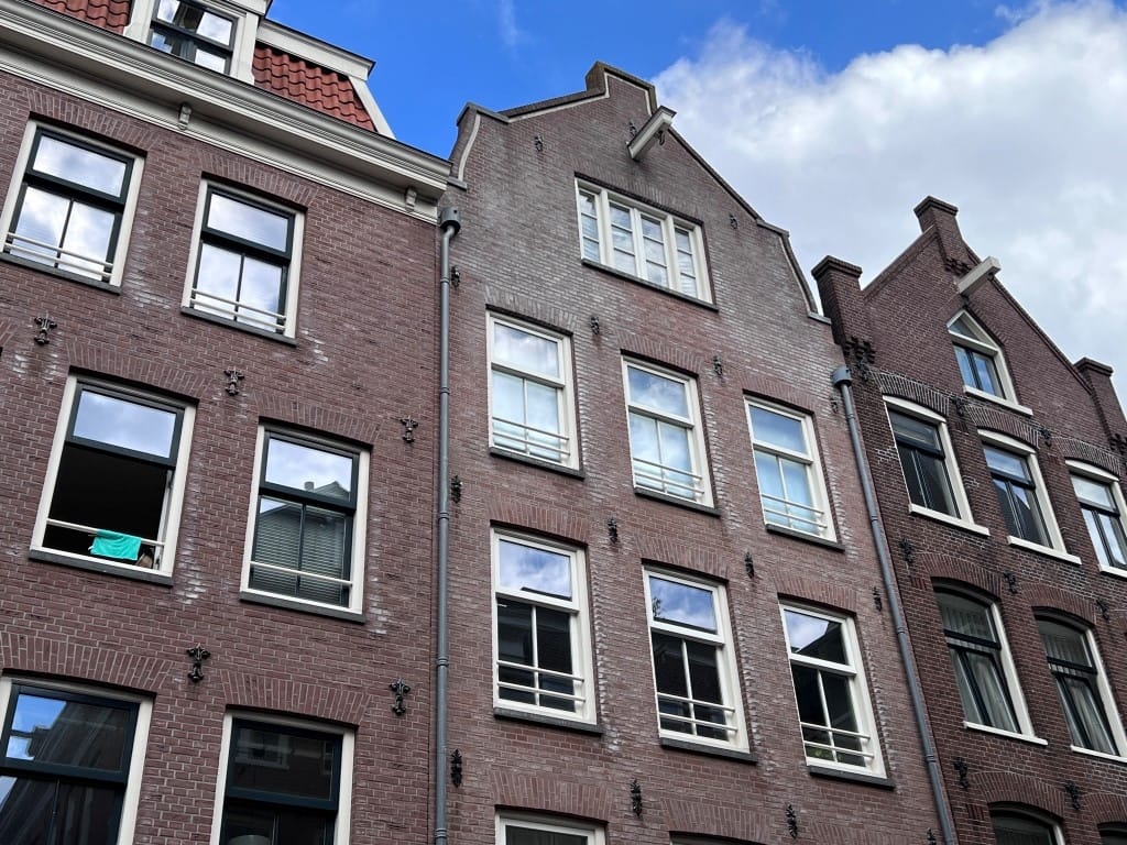 Photo 21 of Bloemstraat 164-E