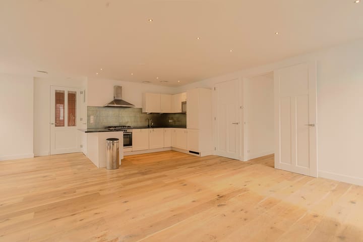 Photo 5 of Dorpsstraat 65-C