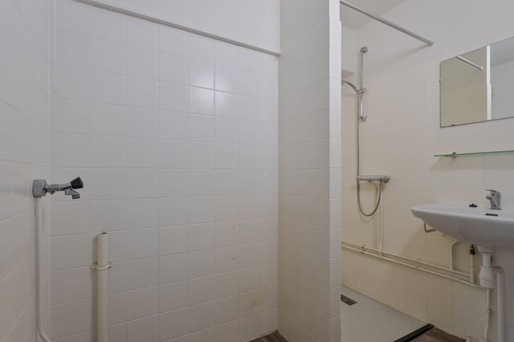 Photo 15 of Pearl Buck-erf 205