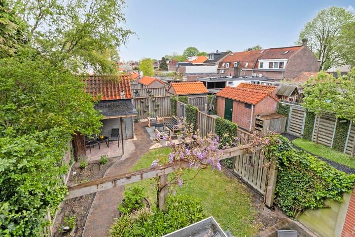 Foto 22 van Karel Doormanlaan 9