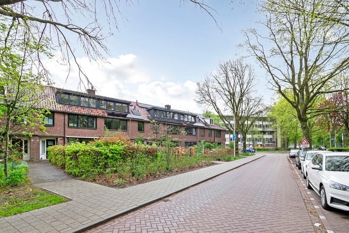 Foto 32 van Karel Doormanlaan 9