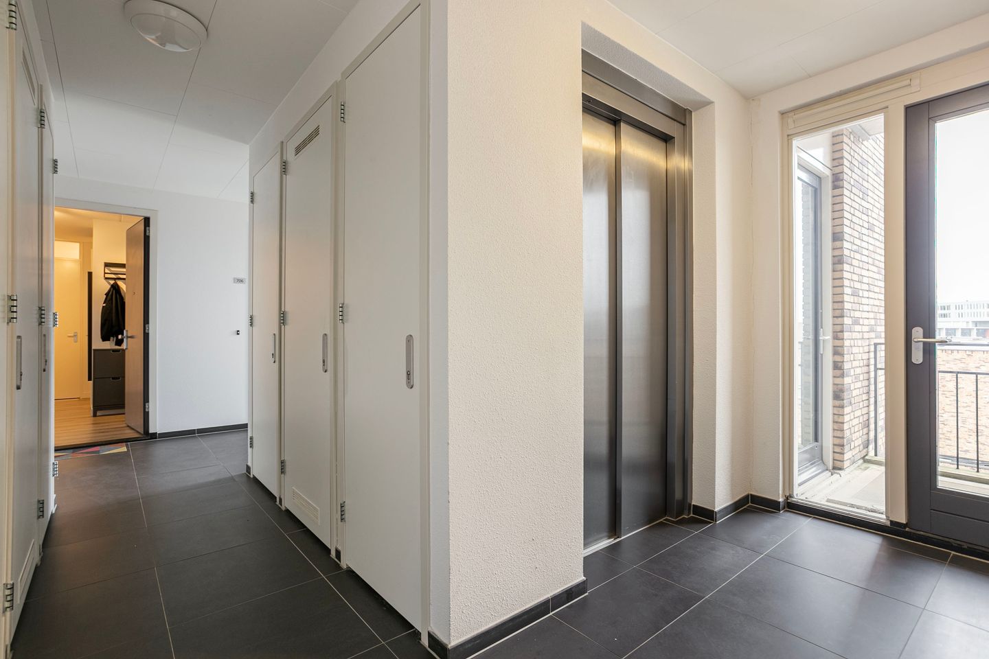 Foto 20 van Louis Armstronglaan 708