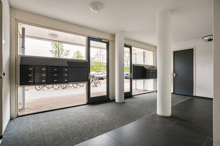 Foto 21 van Louis Armstronglaan 708