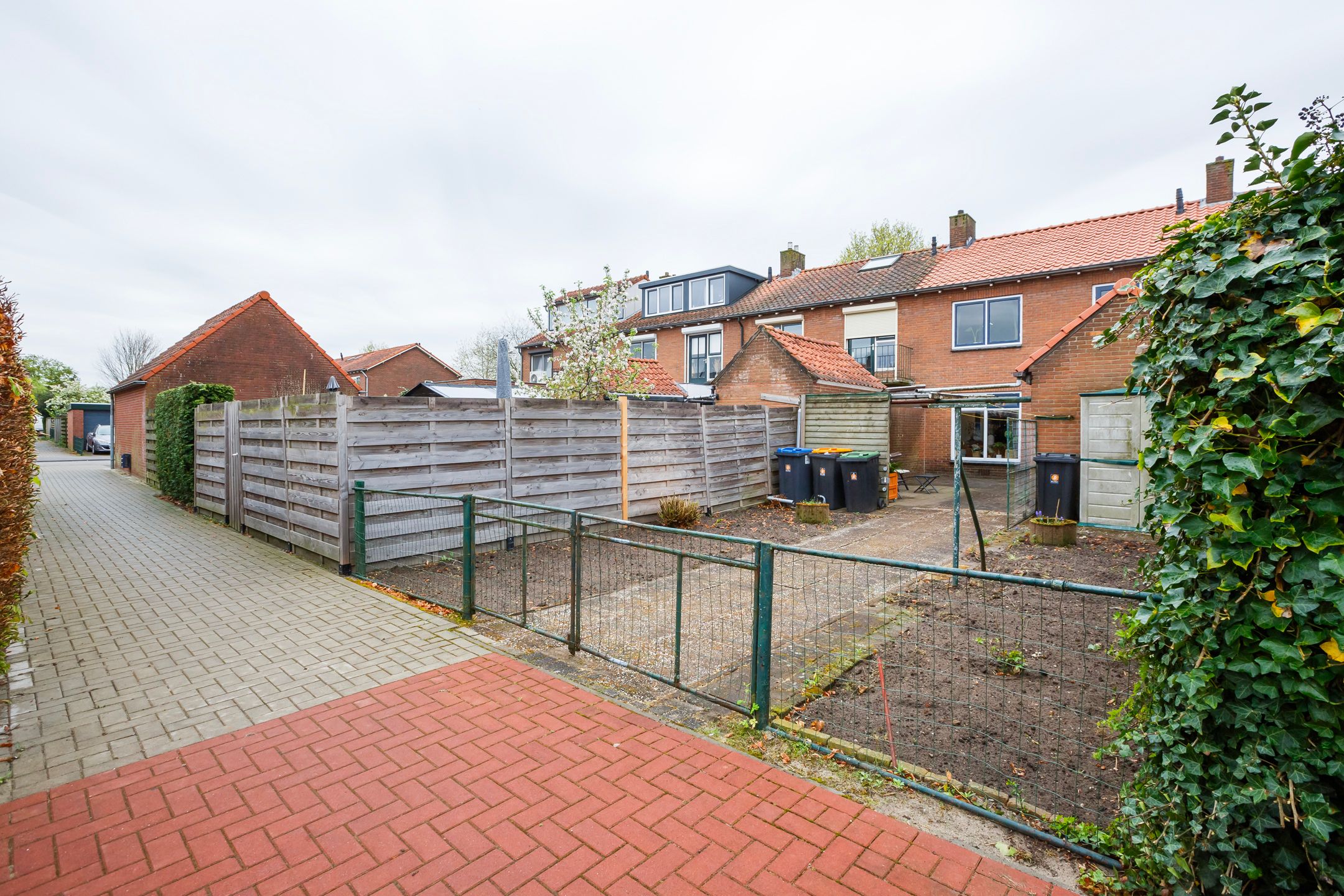 Photo 18 of van Limburg Stirumlaan 73