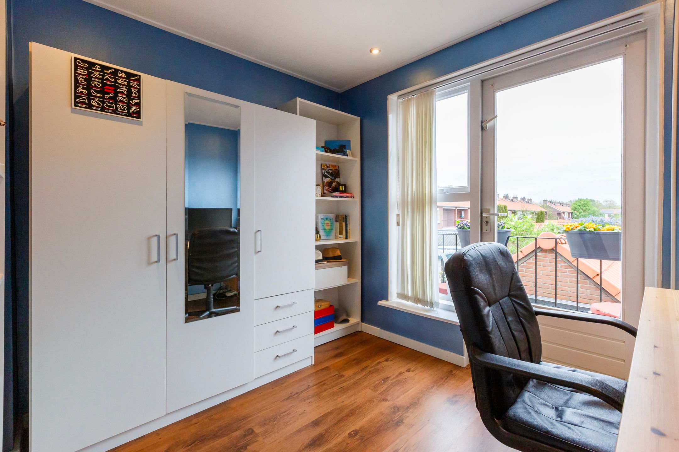 Photo 24 of van Limburg Stirumlaan 73