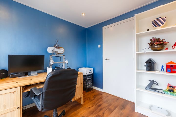 Foto 26 van van Limburg Stirumlaan 73