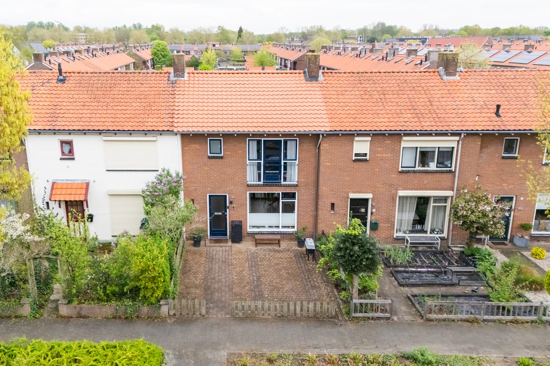 Photo 38 of van Limburg Stirumlaan 73