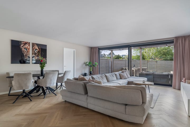 Foto 15 van Clematislaan 1