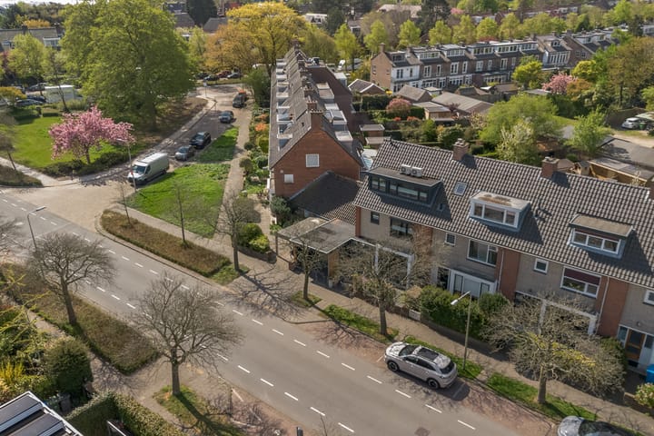 Foto 63 van Clematislaan 1