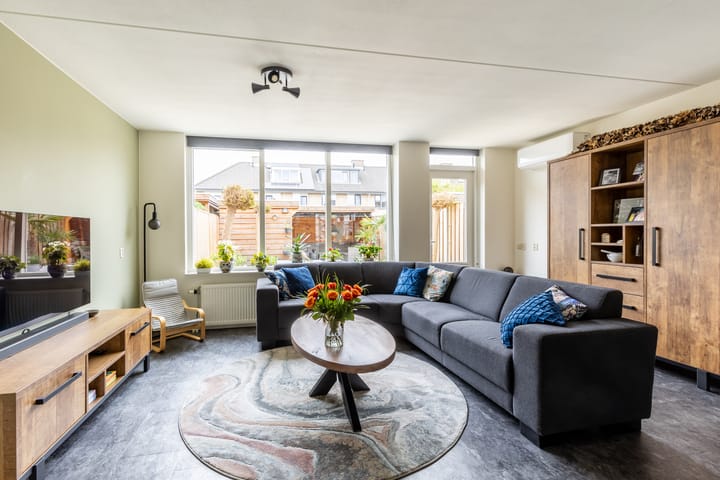 Foto 10 van Schoutlaan 1