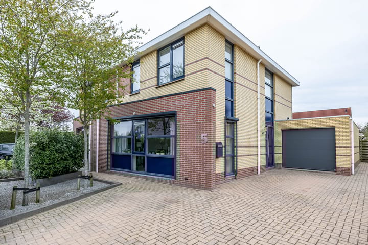 Photo 5 of Weegbree 5