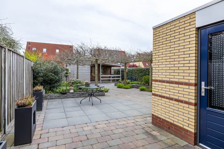 Photo 41 of Weegbree 5