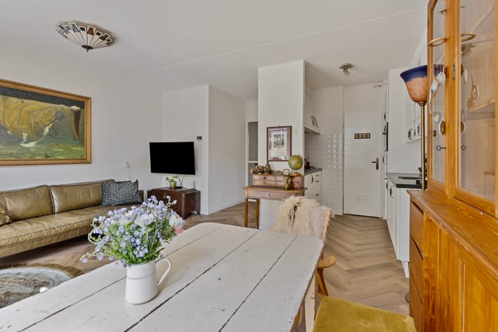 Foto 12 van Neeltje van Zuytbrouckhof 10