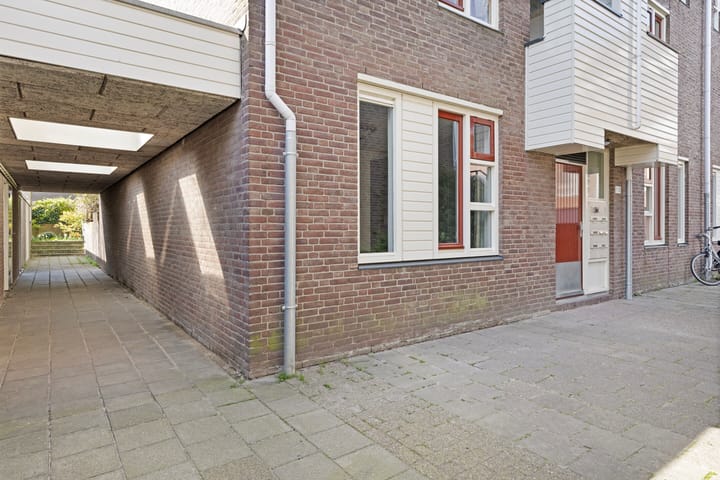 Foto 33 van Neeltje van Zuytbrouckhof 10