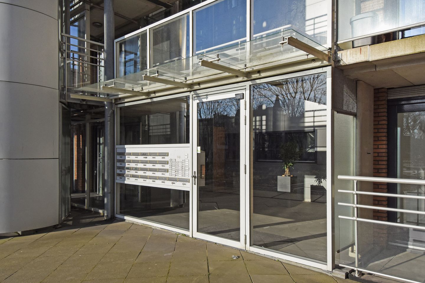 Photo 4 of Cornelis de Wittlaan 12