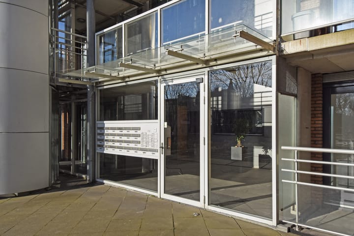 Photo 4 of Cornelis de Wittlaan 12