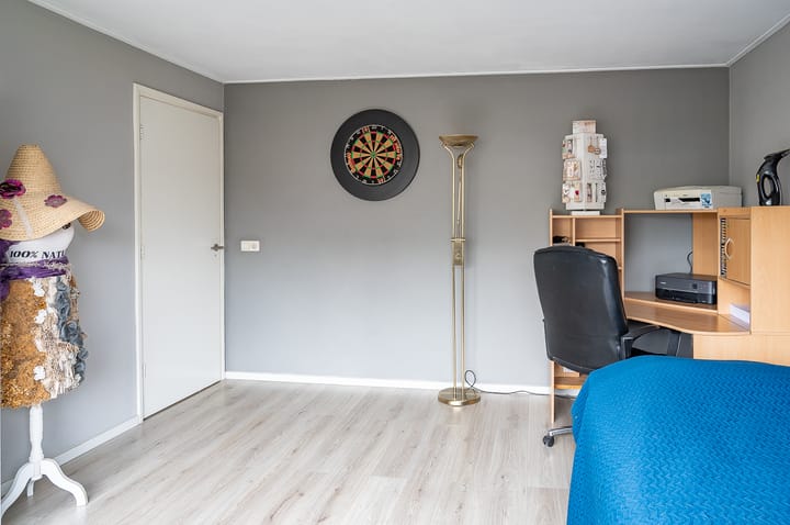 Photo 23 of Sint Bernardusstraat 9