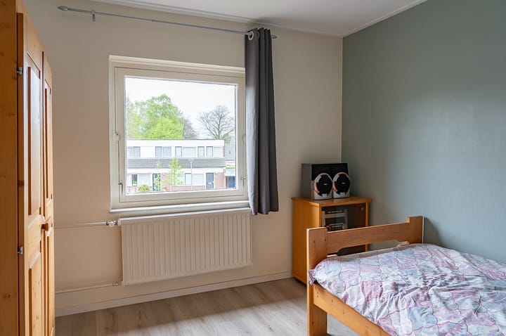 Photo 24 of Sint Bernardusstraat 9