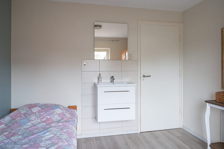 Photo 25 of Sint Bernardusstraat 9