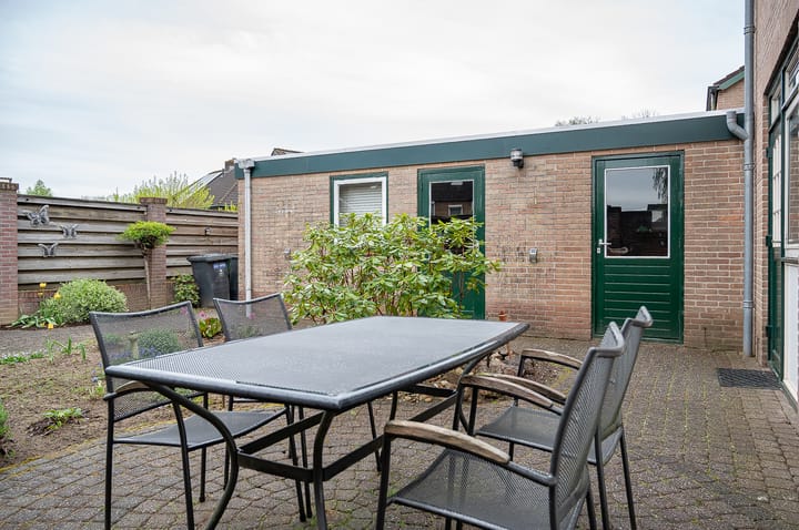 Photo 30 of Sint Bernardusstraat 9