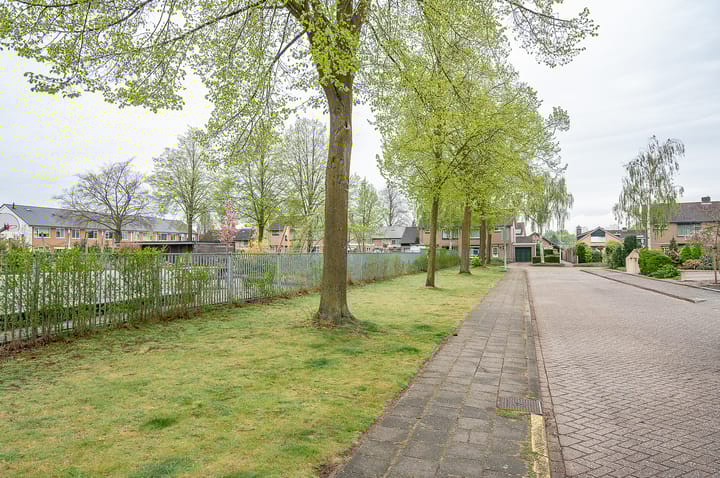 Photo 34 of Sint Bernardusstraat 9